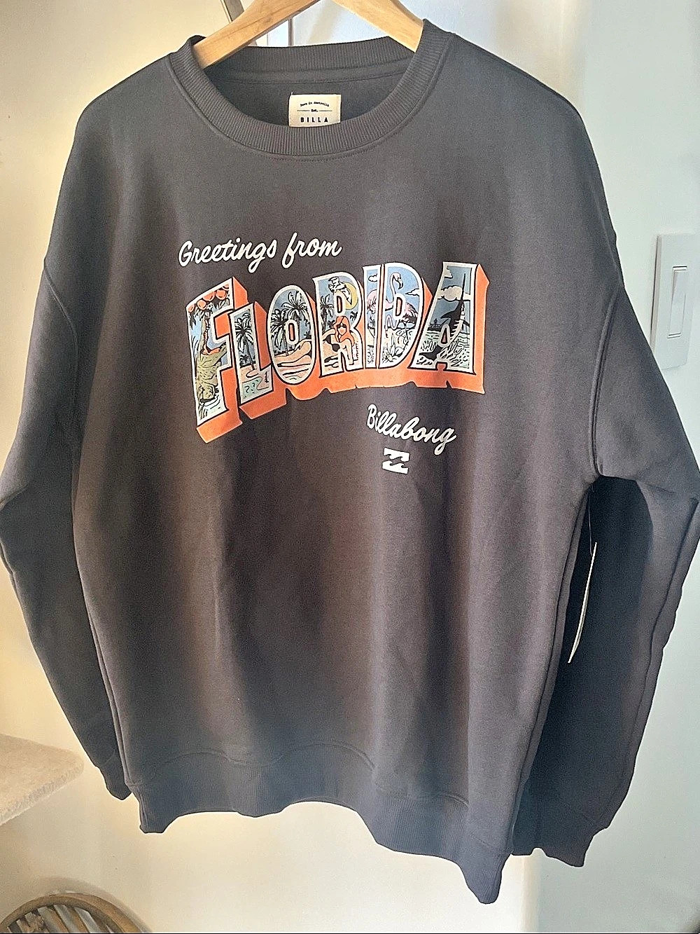 Billabong Greetings From Florida Graphic Sweatshirt in Gray Size Large NWT
